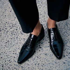 Scanlan Theodore Nero Leather Lace-Up Oxfords